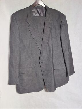 Andre Vachon Vintage Classic Men's Gray Pinstripe Suit
